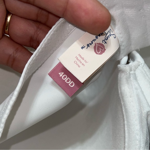 Bra 40DD - Picture 2 of 3